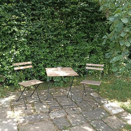 L'Echappee Au Jardin, Yourte Bucolique Godinne Buitenkant foto